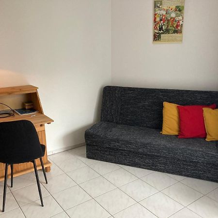 An Der A8 & Dennoch Stadtnah Kirchheim unter Teck Bagian luar foto